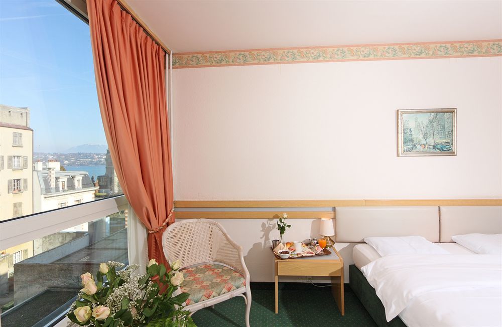 Longchamp Hotel